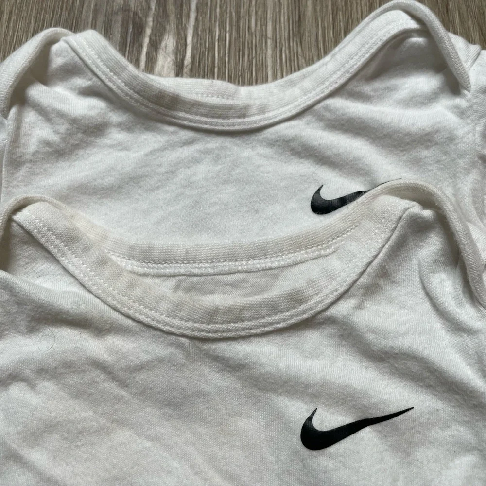 Nike Baby Shirts Summer Bundle of 4 | 6 - 9 months | White, Beige